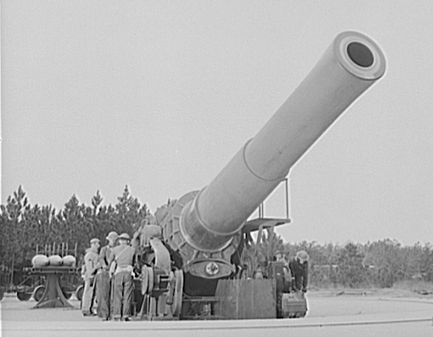 long-range guns defended the mouth of the Chesapeake Bay during World War II