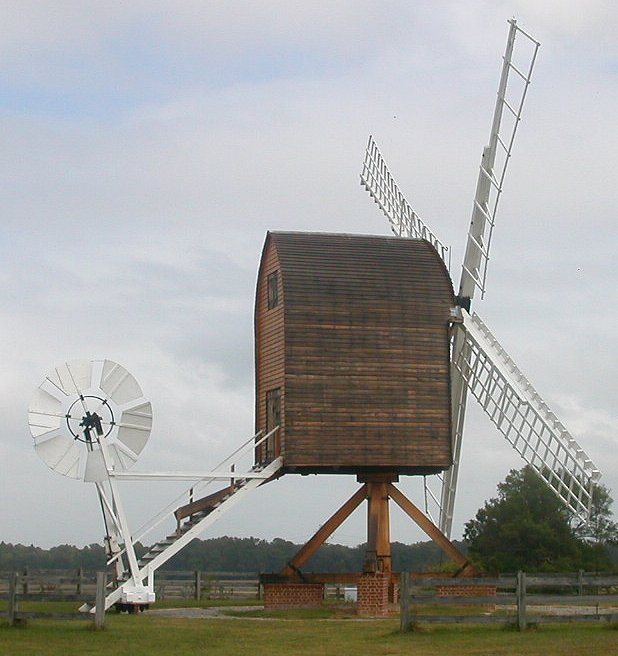 a post windmill was built at Flowerdew Hundred for show rather than function