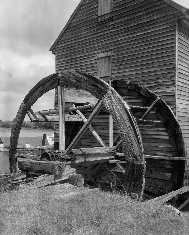 the millwheel at Poplar Grove in 1935