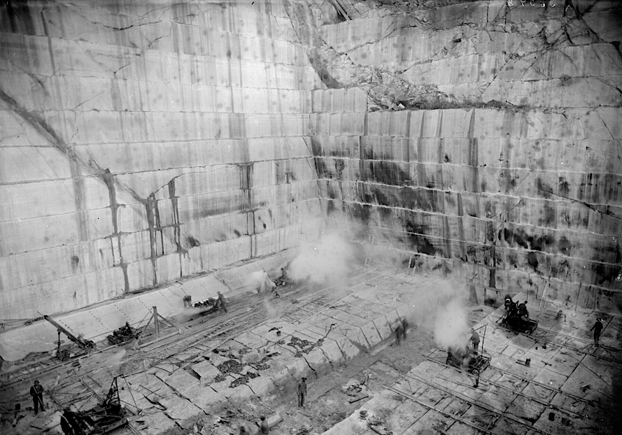 soapstone was sawn into blocks and removed from the quarry for further processing at the mill