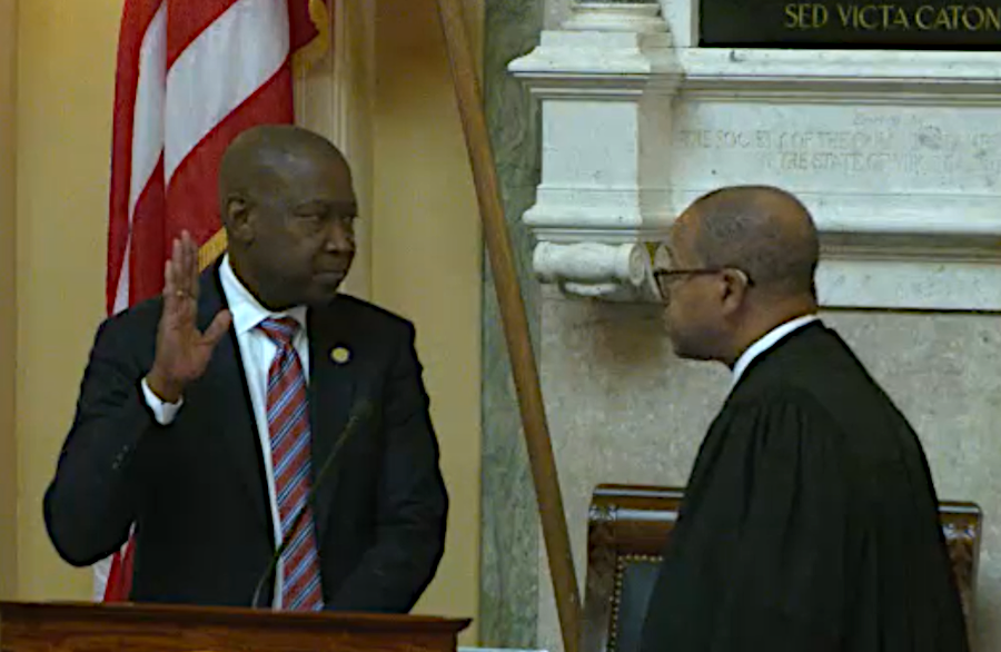 Del. Scott (left) was sworn in as Speaker of the House of Delegates by Virginia Supreme Court Chief Justice Bernard Goodwyn