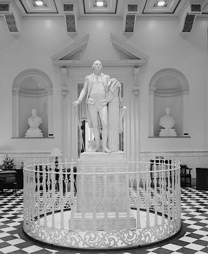 Jean-Antoine Houdon's statue of George Washington in Virginia State Capitol