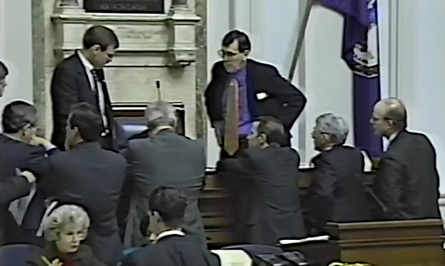in the opening session of the 1998 General Assembly, negotiations finally concluded with a power sharing agreement - but the Speaker of the House remained a Democrat