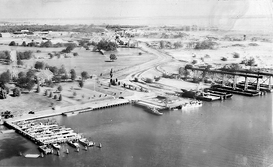 early development of Dahlgren, on the Potomac River
