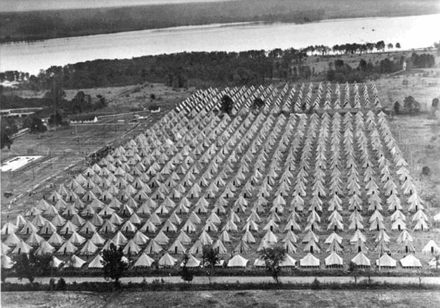 World War I veterans who composed the Bonus March army were housed temporarily at Fort Hunt in 1932, until being evicted in August