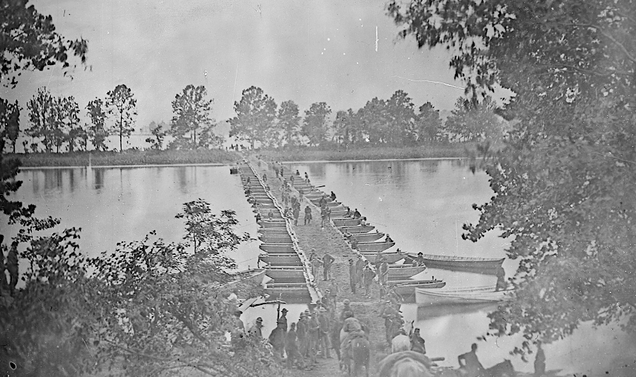 a pontoon bridge was needed for the Union Army to cross the James River in 1864