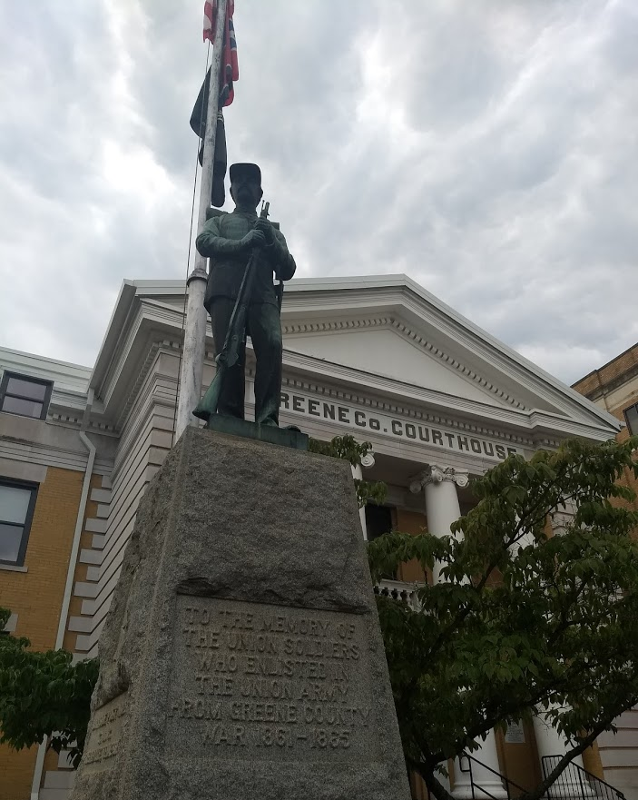 in East Tennessee, the statue in front of the Green County Courthouse honors the local men who enlisted in the Union army
