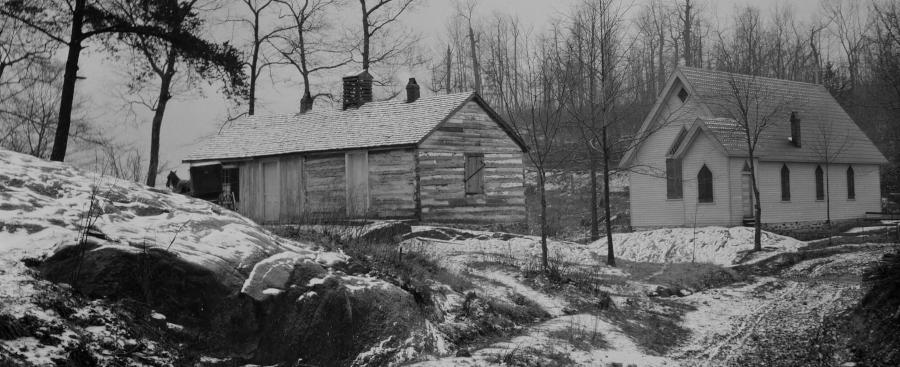 the log cabin schoolhouse and chapel at Bear Mountain