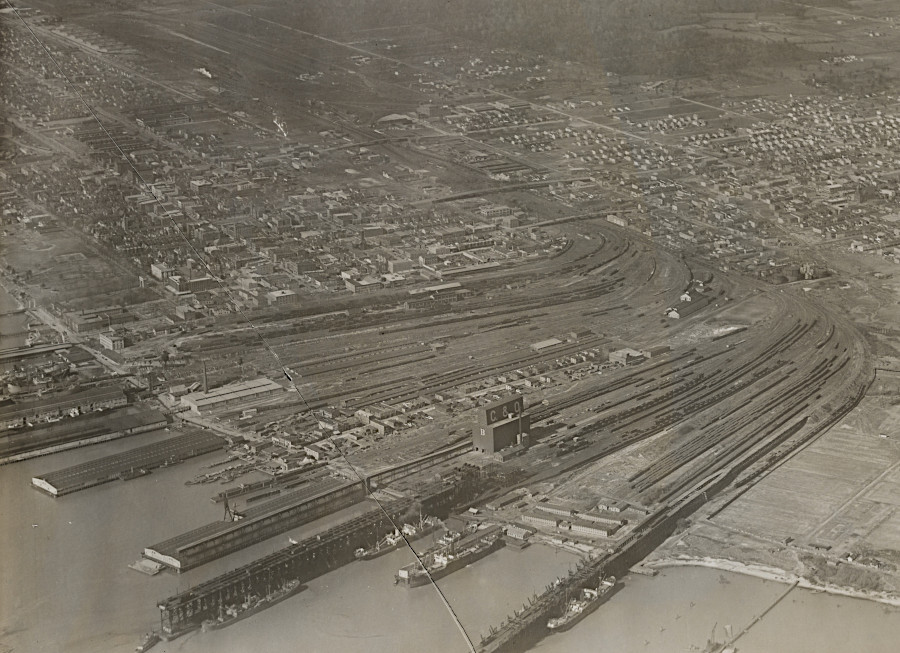 Chesapeake and Ohio Railway coal piers at Newport News (March 10, 1920)
