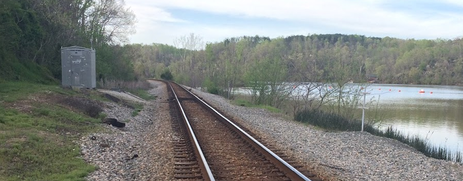 the C&O line still operates today as the CSX, upstream of Lynchburg