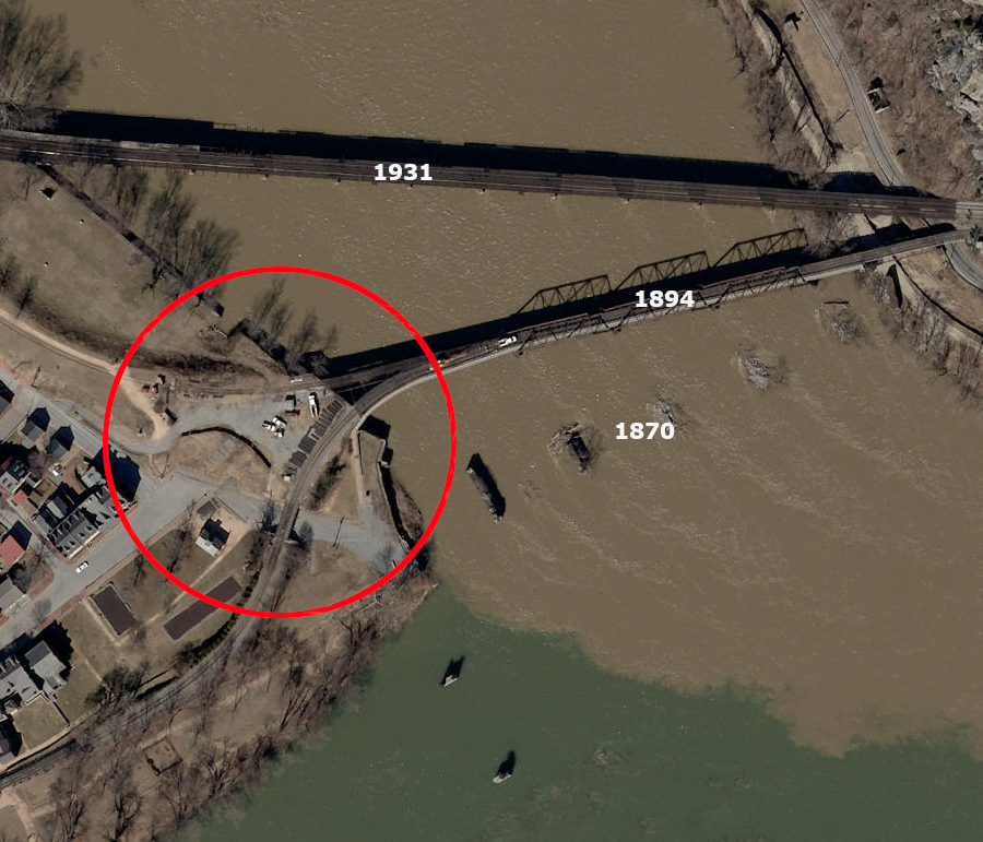 the 1894 bridge, still with a wye configuration, is upstream of the piers of the 1870 bridge