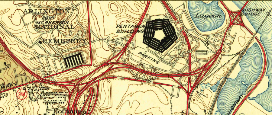 the Rosslyn Connecting Railroad passed between the Pentagon and the Potomac River