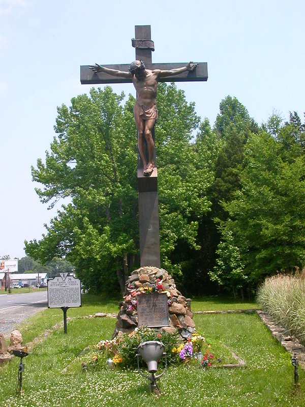 crucifix erected on Route 1, commemorating the Brent family in Stafford County