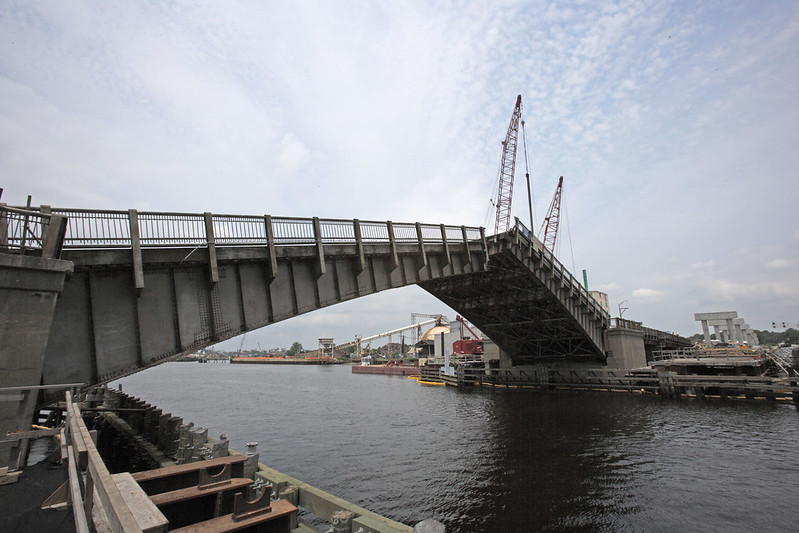the old bascule Gilmerton Bridge, with construction of the higher vertical lift bridge underway in 2011