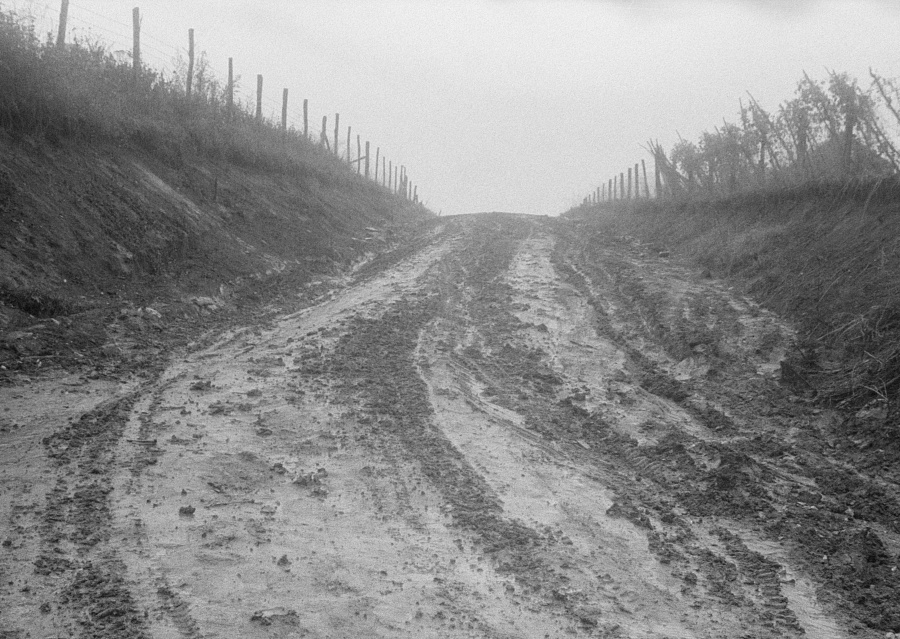 unpaved farm-to-market road in Shenandoah Valley, 1941