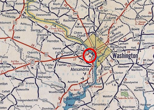 Washington-Hoover Airport was shown on a 1940 road map, and National Airport had not opened yet