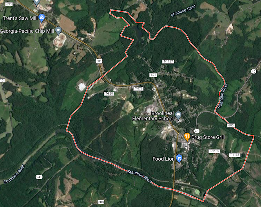 the Town of Brookneal is located near the junction of the Falling River (mislabelled as Roanoke River in GoogleMaps in 2022) and the Staunton/Roanoke River