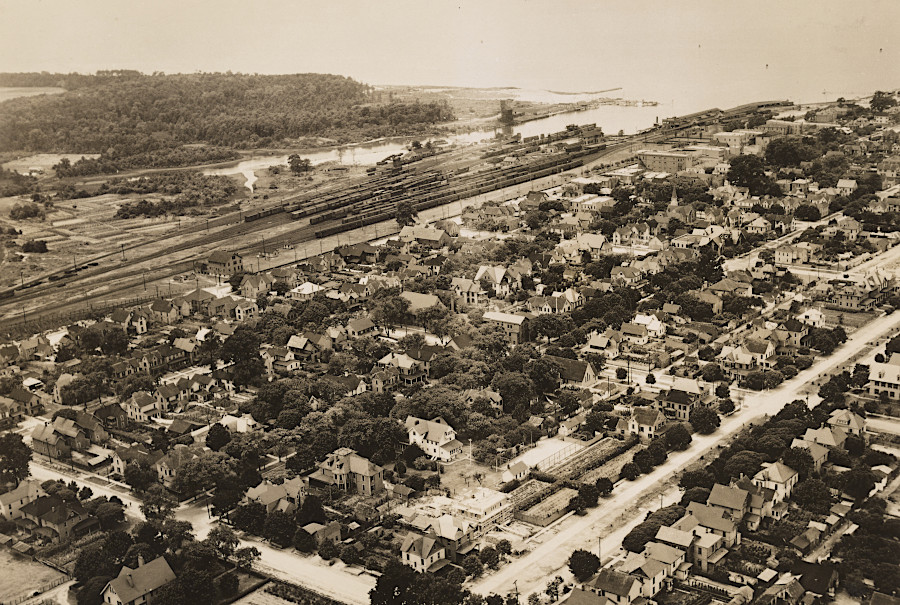 New York, Philadelphia and Norfolk Railroad yard at Cape Charles (January 28, 1925)