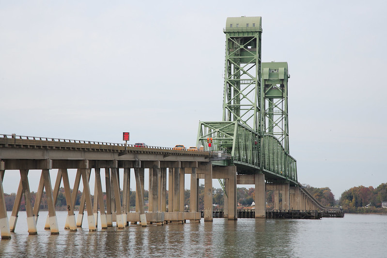 the Benjamin Harrison bridge across the James River connects Prince George and Charles City counties