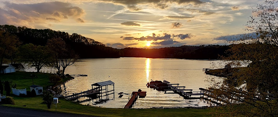 Pulaski County view, upstream of Claytor Lake State Park