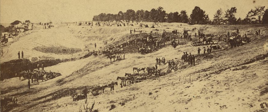 freed slaves as well as Federal soldiers were used to move the dirt during General Benjamin Butler's attempt to dig a canal at Dutch Gap