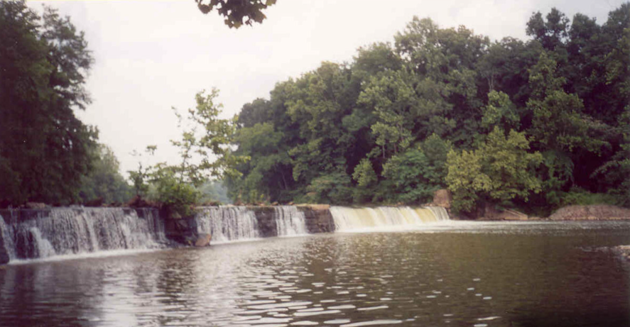 Woolen Mills Dam on the Rivanna River, before removal in 2007