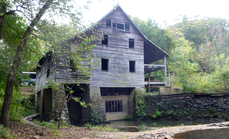 Yanceyville Mill was occupied by Union forces in the Civil War (Louisa County)