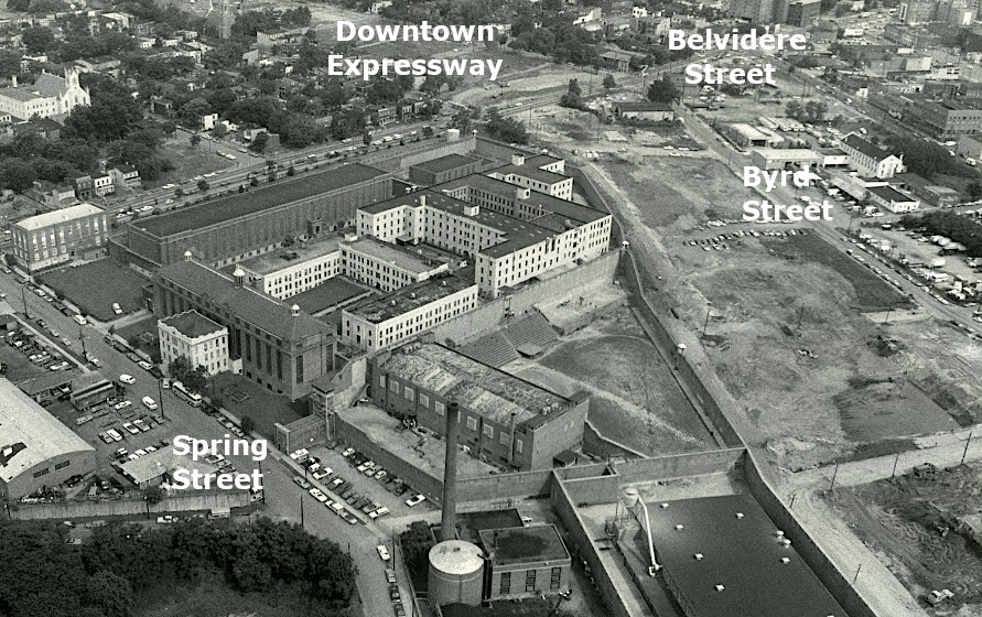 the state penitentiary, as the Downtown Expressway was being constructed in 1974