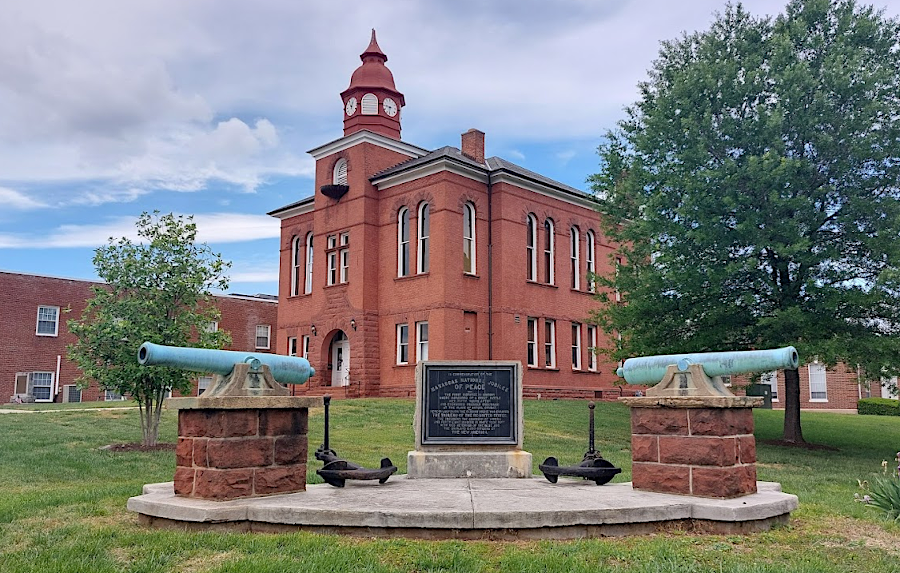 the 1911 commemoration is remembered today by a monument and cannons at the Prince William County Courthouse